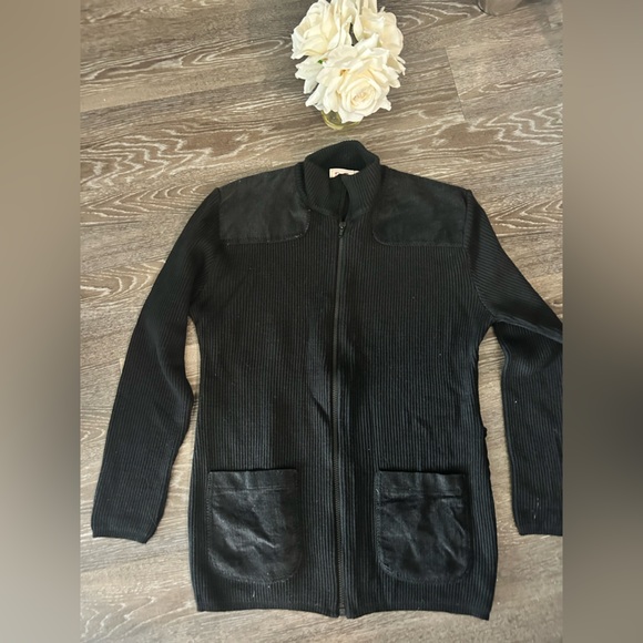 Betty Barclay Sweaters - Classic Black Women's corduroy Cardigan, full zip size large